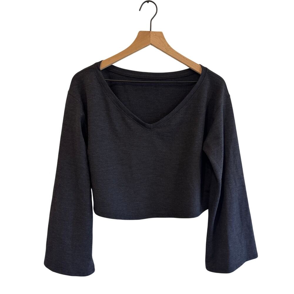 Lululemon Long Sleeve Crop Top Bell Sleeve Size L/XL